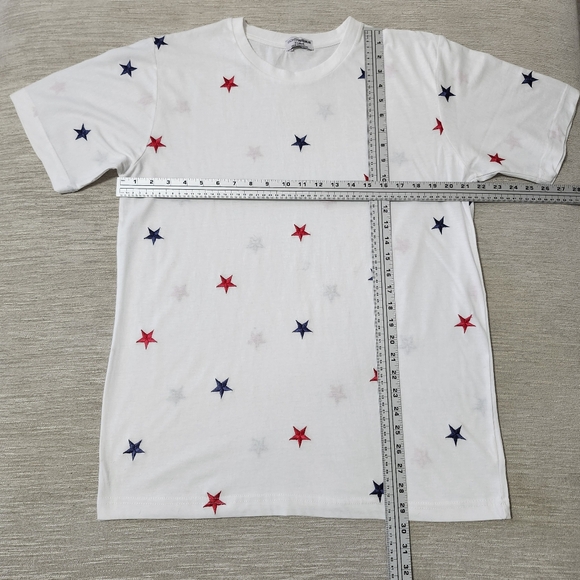 Eighth Avenue White Blue Red Embroidered Stars Crewneck Short SL T-shirt Sz XL - Picture 3 of 6